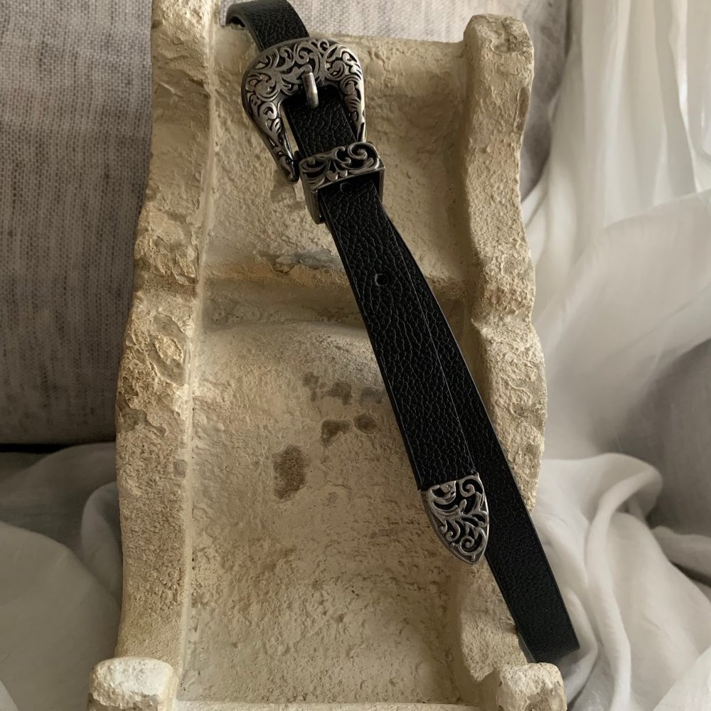 Double Buckle Skinny Western Belt